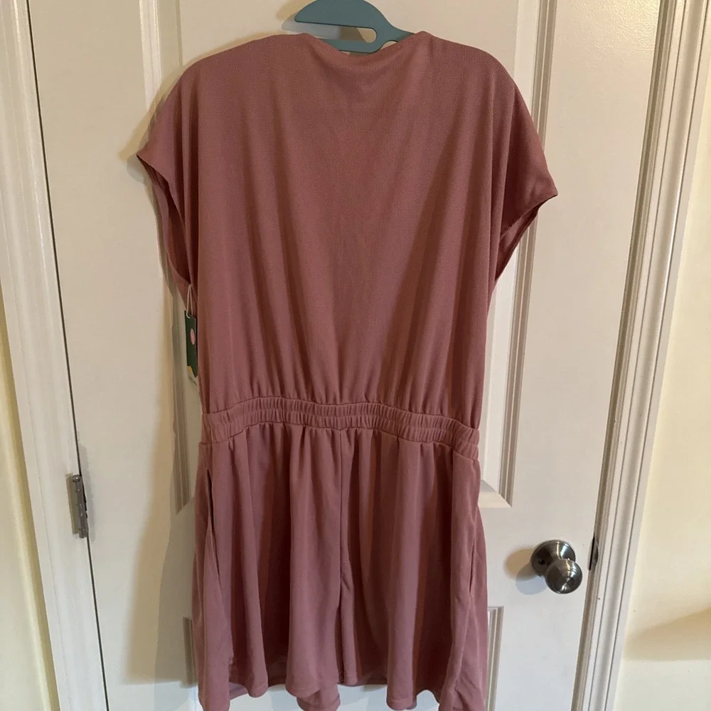 Halara V Neck Short Sleeve Pocket Waffle Casual Romper Mauve size XL NEW NWT - Picture 2 of 6